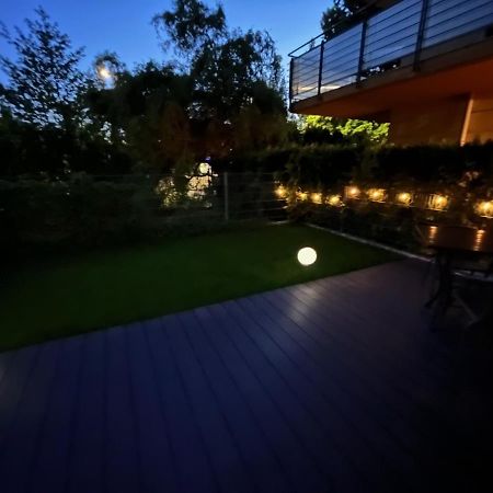Apartament Z Garazem I Ogrodem Kołobrzeg Exterior foto
