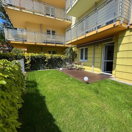 Apartament Z Garazem I Ogrodem Kołobrzeg Exterior foto