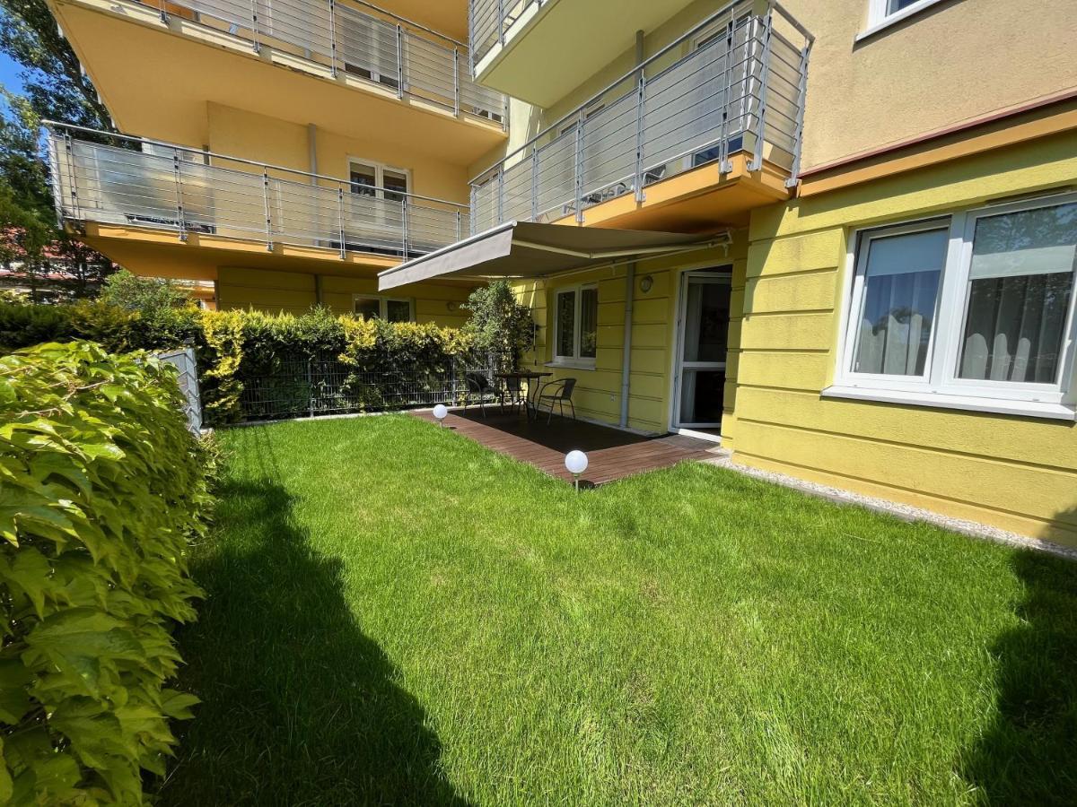Apartament Z Garazem I Ogrodem Kołobrzeg Exterior foto
