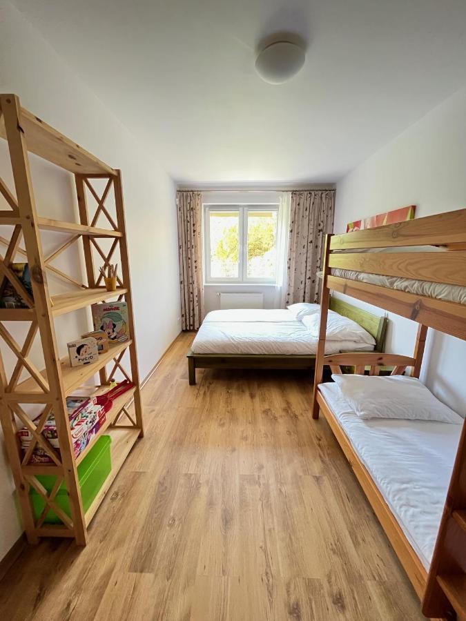 Apartament Z Garazem I Ogrodem Kołobrzeg Exterior foto